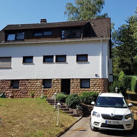 Rentrisch Am Waldrand Apartment Sankt Ingbert Bagian luar foto