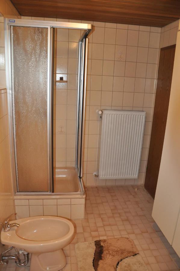 Rentrisch Am Waldrand Apartment Sankt Ingbert Bagian luar foto